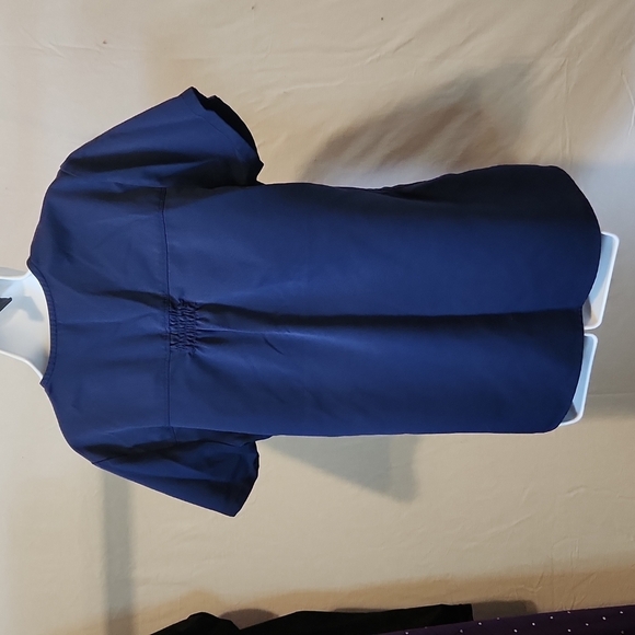 Grey's Anatomy Scrub top - Picture 3 of 7